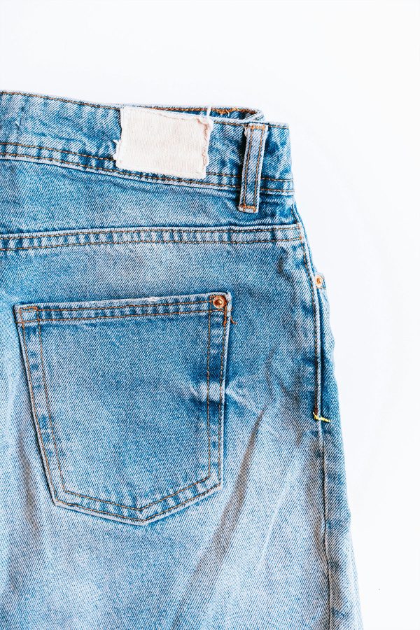 pexels-shkrabaanthony-6843233 Recycled Denim Jeans